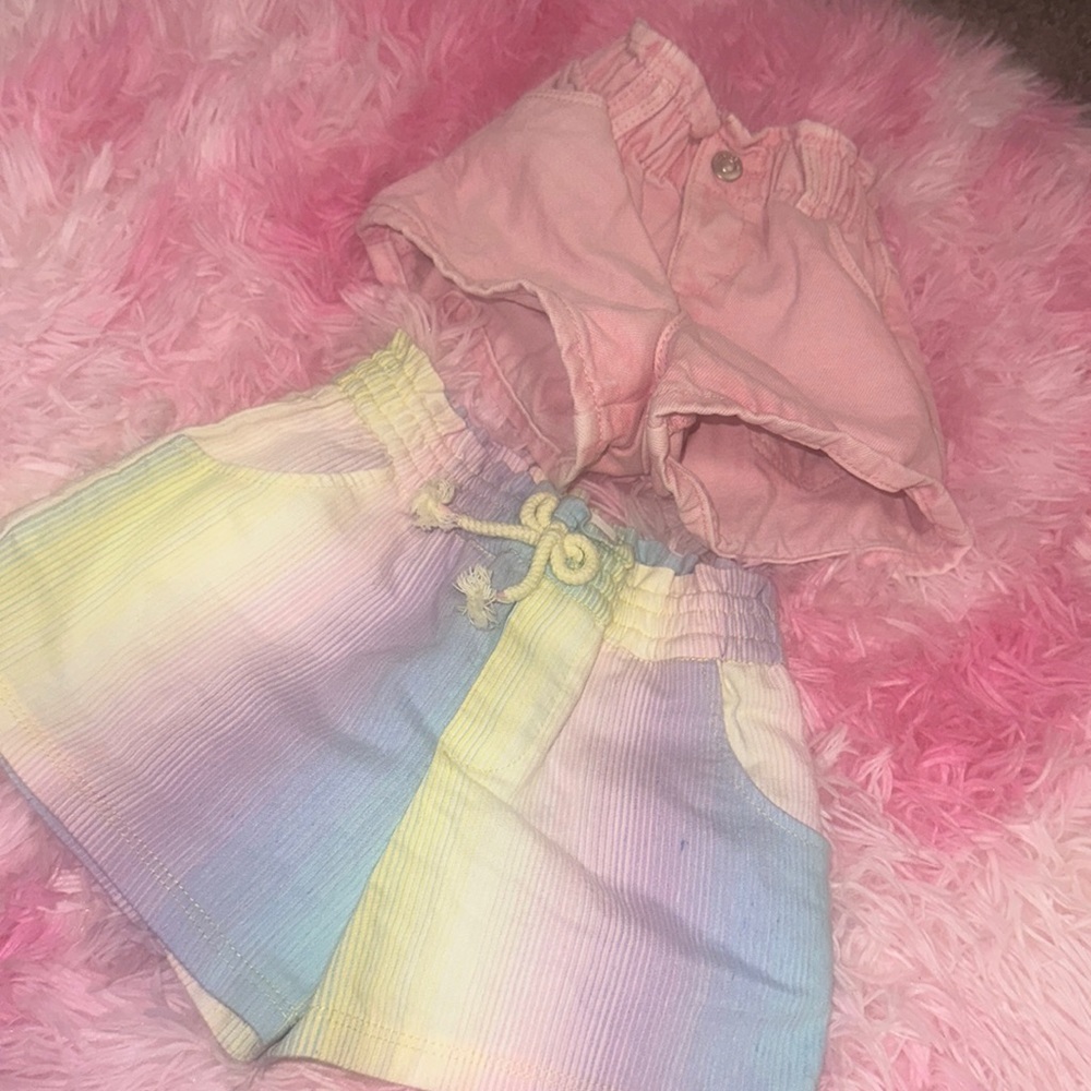 ZARA high waist shorts, girl